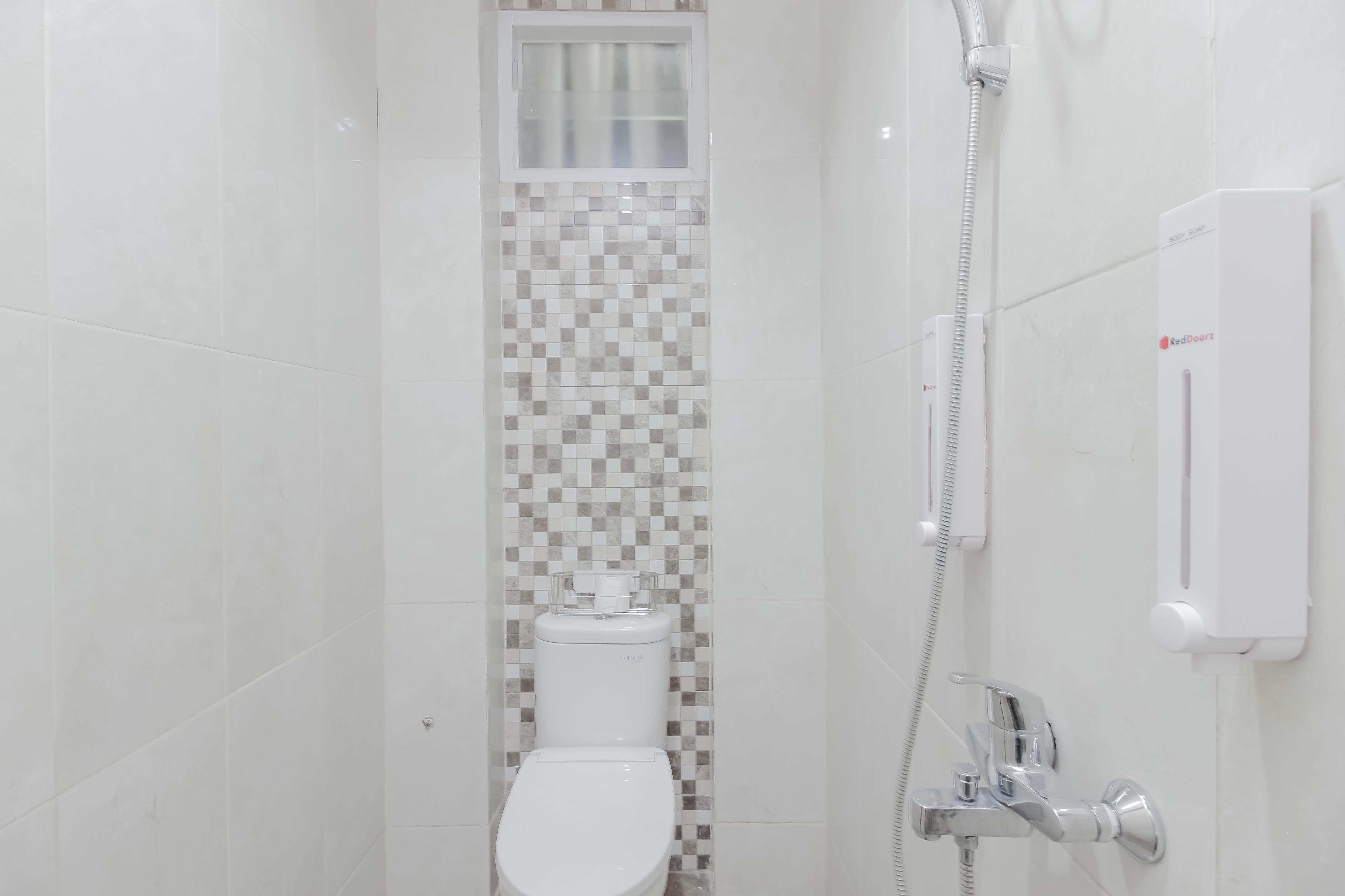 RedDoorz Plus @ Thamrin Jakarta Exterior foto