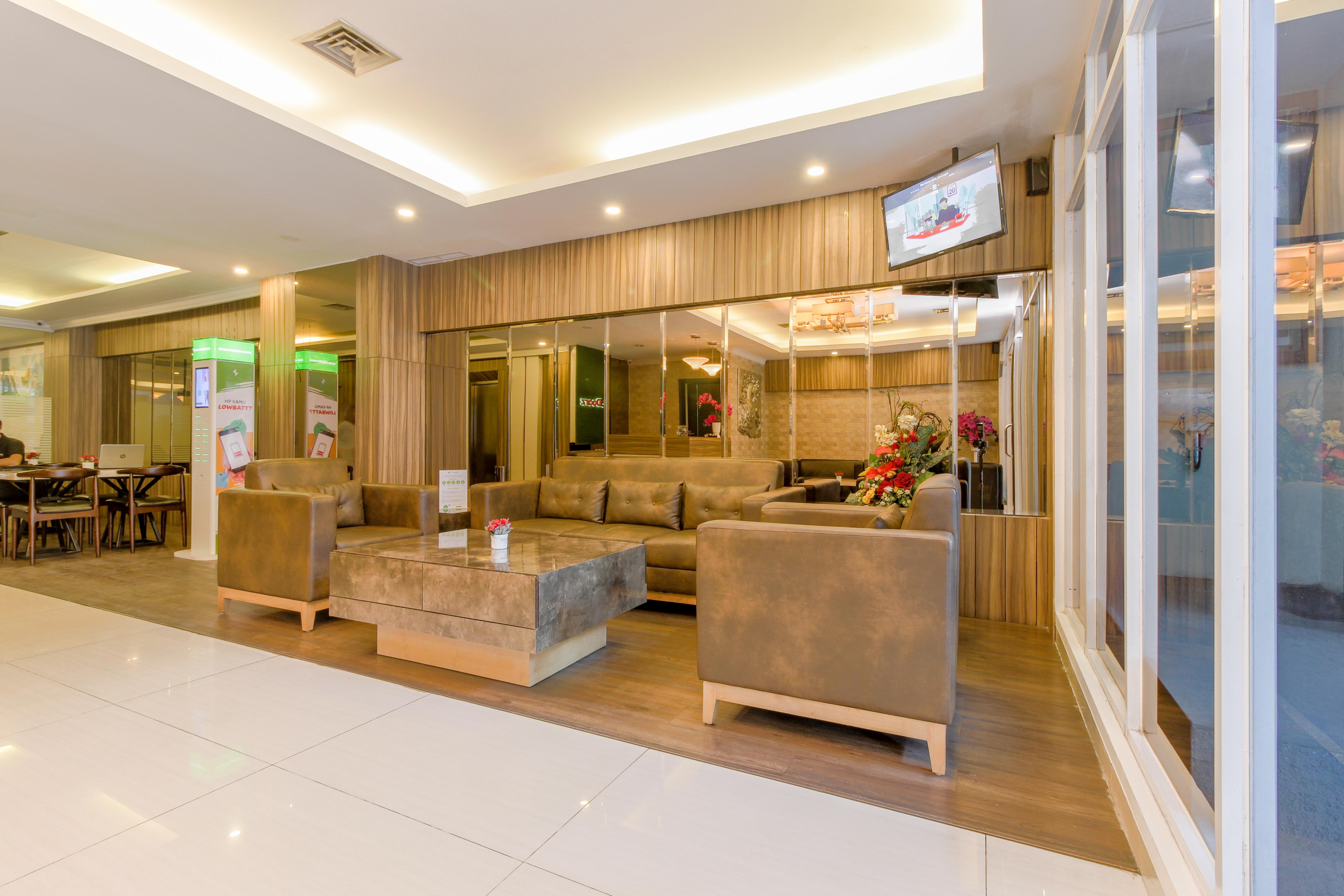 RedDoorz Plus @ Thamrin Jakarta Exterior foto